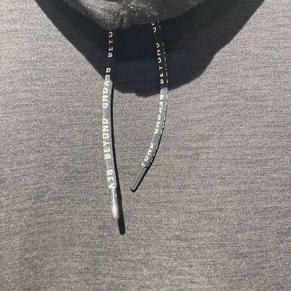 Beyond Clothing System Women's Black Raglan Long Sleeve Hoodie Size Large - Picture 4 of 10